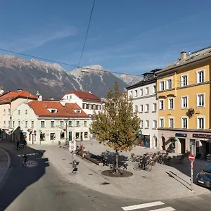 Appartamento Huge In Awesome Location With Parking, Innsbruck